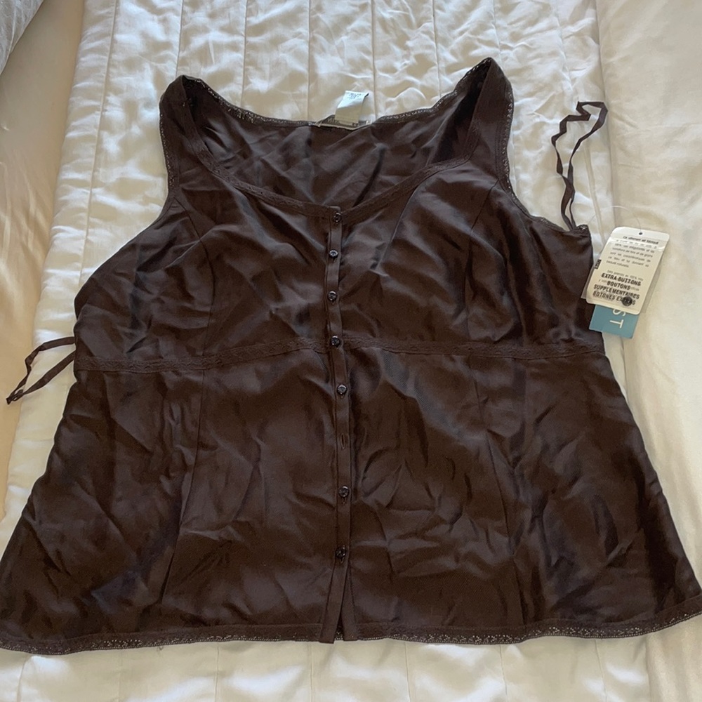 NWT 9 west top